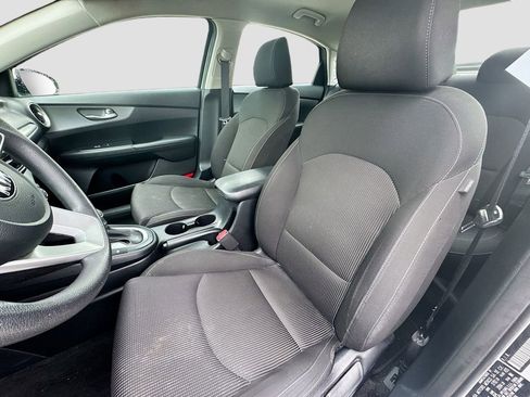 Used 2020 Kia Forte LXS FWD image 19