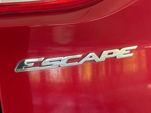 Used 2014 Ford Escape Titanium AWD/4WD image 12