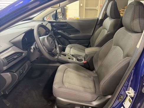 Used 2024 Subaru Crosstrek 2.0i Premium AWD/4WD image 11