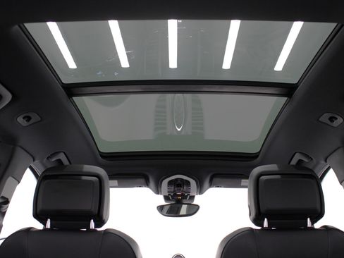 Used 2017 Porsche Macan S image 68