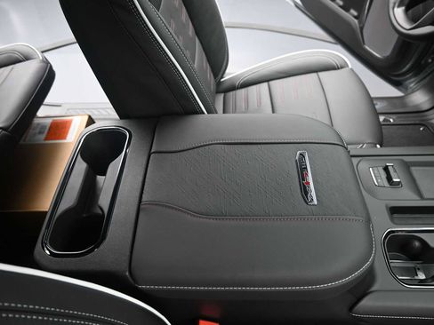 New 2026 GMC Sierra 2500 AT4X w/ LPO, Black Badging Package image 21