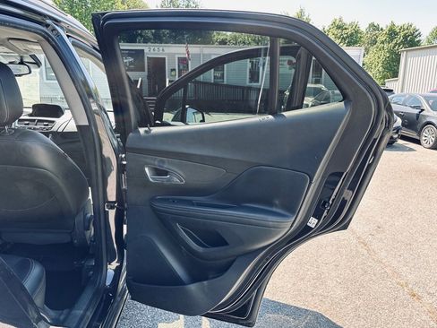 Used 2015 Buick Encore FWD image 28