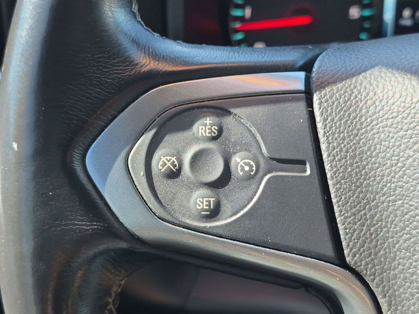 Used 2017 Chevrolet Silverado 1500 LT AWD/4WD image 26
