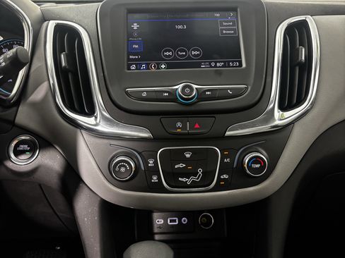 Used 2024 Chevrolet Equinox LS w/ LS Convenience Package image 23