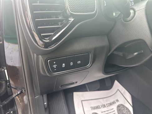 Used 2025 Kia Soul GT-Line FWD image 10