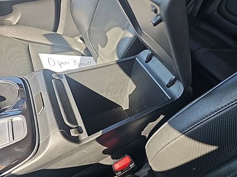 Used 2024 Hyundai Tucson Limited image 24