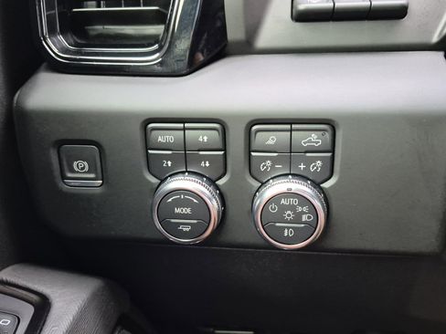 Certified 2024 GMC Sierra 1500 AT4X image 22