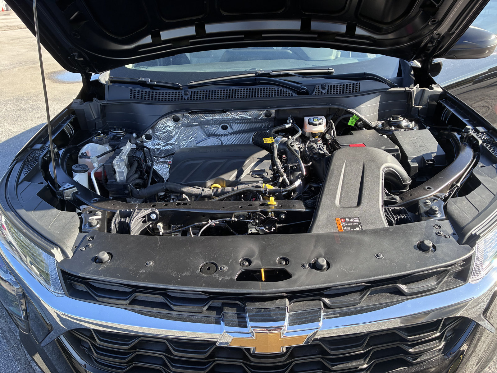 Used 2026 Chevrolet Trax LS FWD image 25