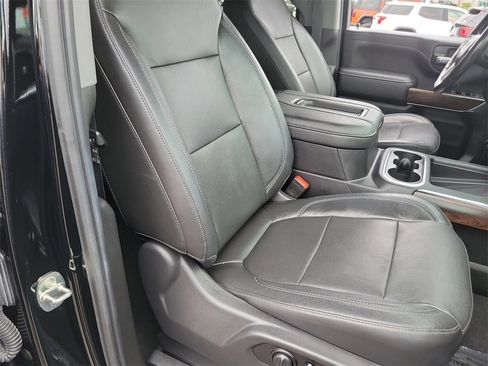 Used 2020 GMC Sierra 2500 SLT w/ SLT Premium Plus Package image 17