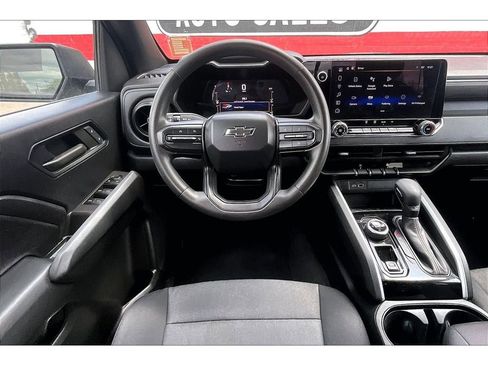 Used 2023 Chevrolet Colorado Trail Boss w/ Advanced Trailering Package AWD/4WD image 6