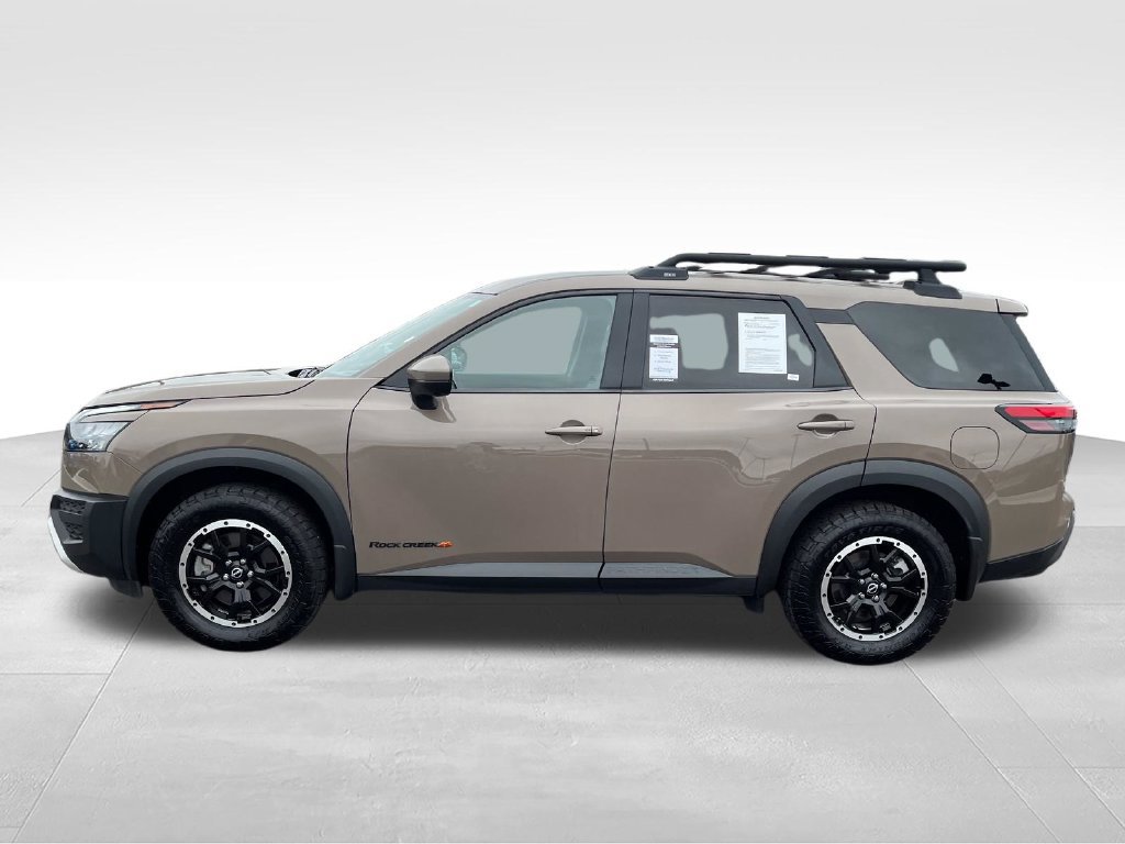 Used 2025 Nissan Pathfinder Rock Creek AWD/4WD image 2
