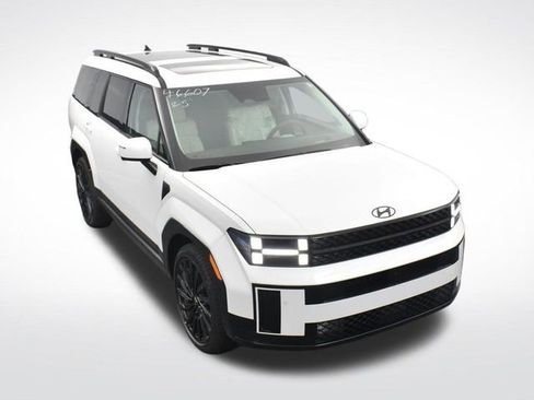 Used 2025 Hyundai Santa Fe Calligraphy FWD image 21