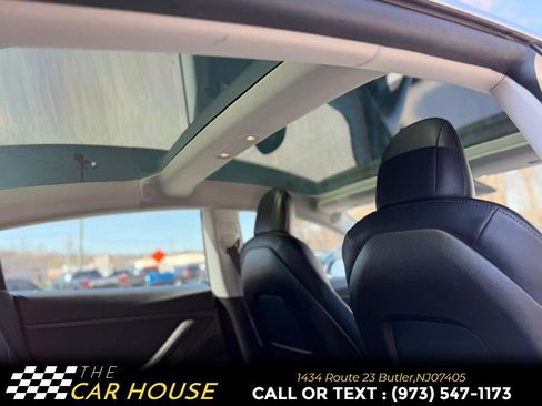 Used 2020 Tesla Model 3 Standard Range Plus image 19