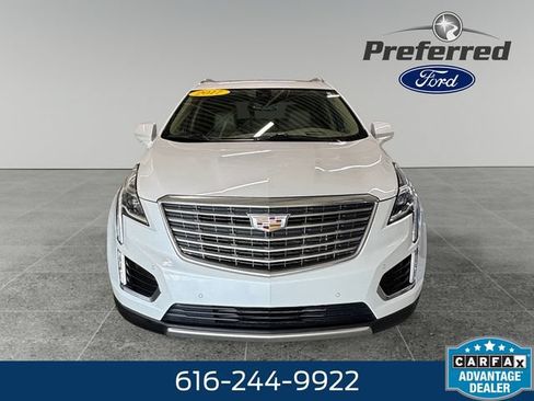 Used 2017 Cadillac XT5 Platinum AWD/4WD image 11