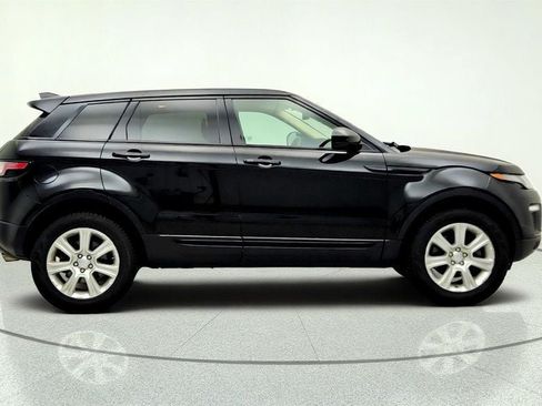Used 2019 Land Rover Range Rover Evoque SE Premium AWD/4WD image 4