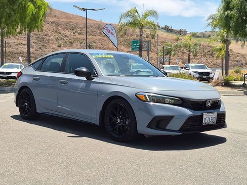 Used 2023 Honda Civic Sport image 7