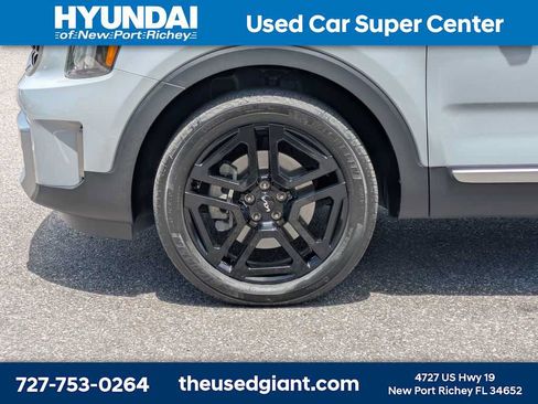 Used 2023 Kia Telluride SX X-Line AWD/4WD image 10