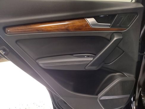 Used 2023 Audi Q5 2.0T Premium Plus w/ Premium Plus Package image 36