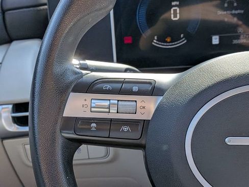 Used 2025 Hyundai Tucson SEL FWD image 23