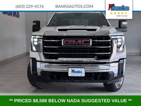 Used 2025 GMC Sierra 2500 SLE w/ SLE Value Package; AWD/4WD image 3