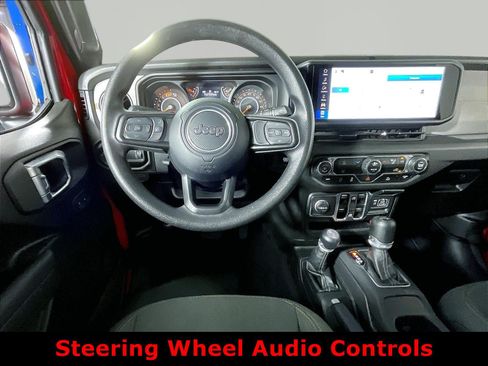 Used 2025 Jeep Wrangler Unlimited Sport AWD/4WD image 8