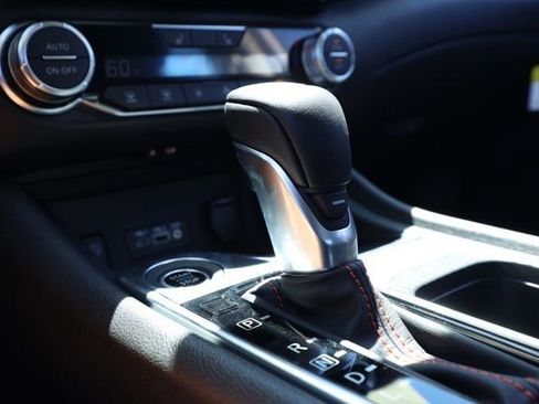 New 2025 Nissan Sentra SR image 36