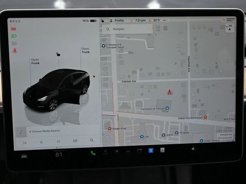 Used 2023 Tesla Model Y Long Range image 23