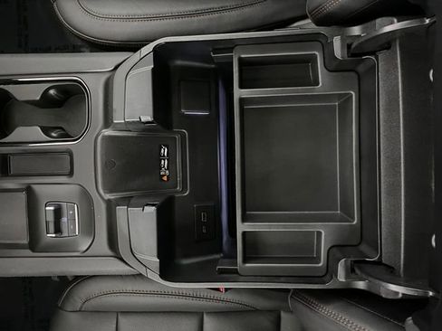 Certified 2025 GMC Sierra 2500 AT4 w/ AT4 Premium Plus Package image 27