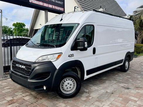 Used 2024 RAM ProMaster 2500 w/ Convenience Group image 1
