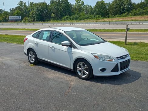 Used 2014 Ford Focus SE FWD image 7