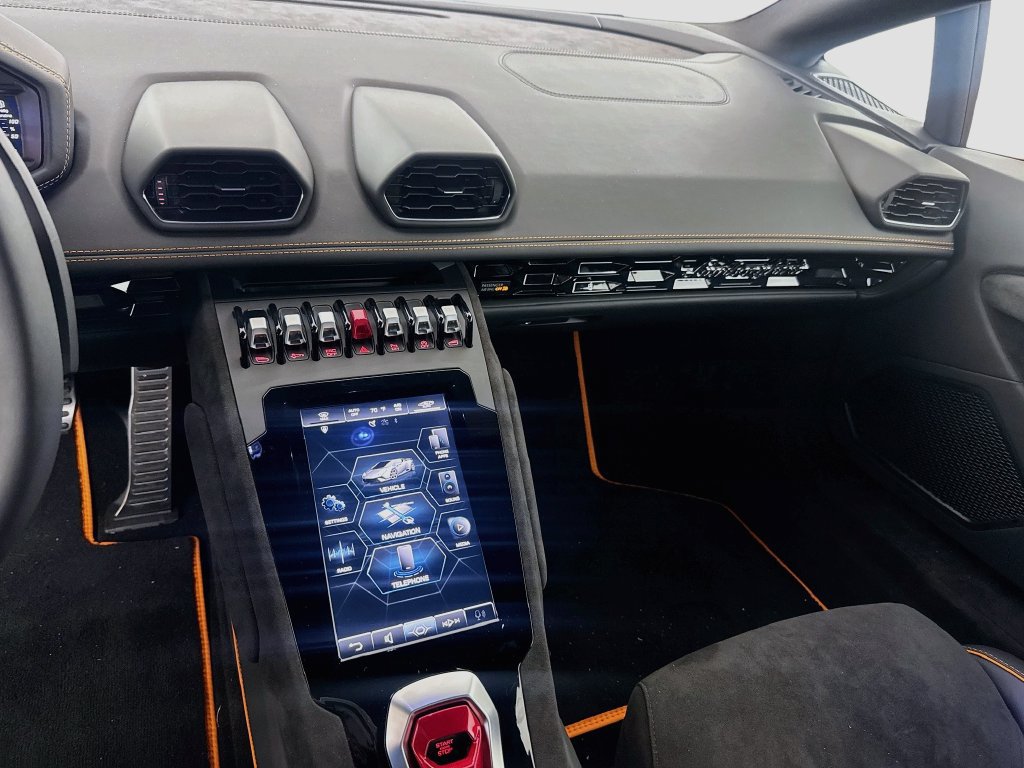 Used 2023 Lamborghini Huracan Tecnica RWD image 24
