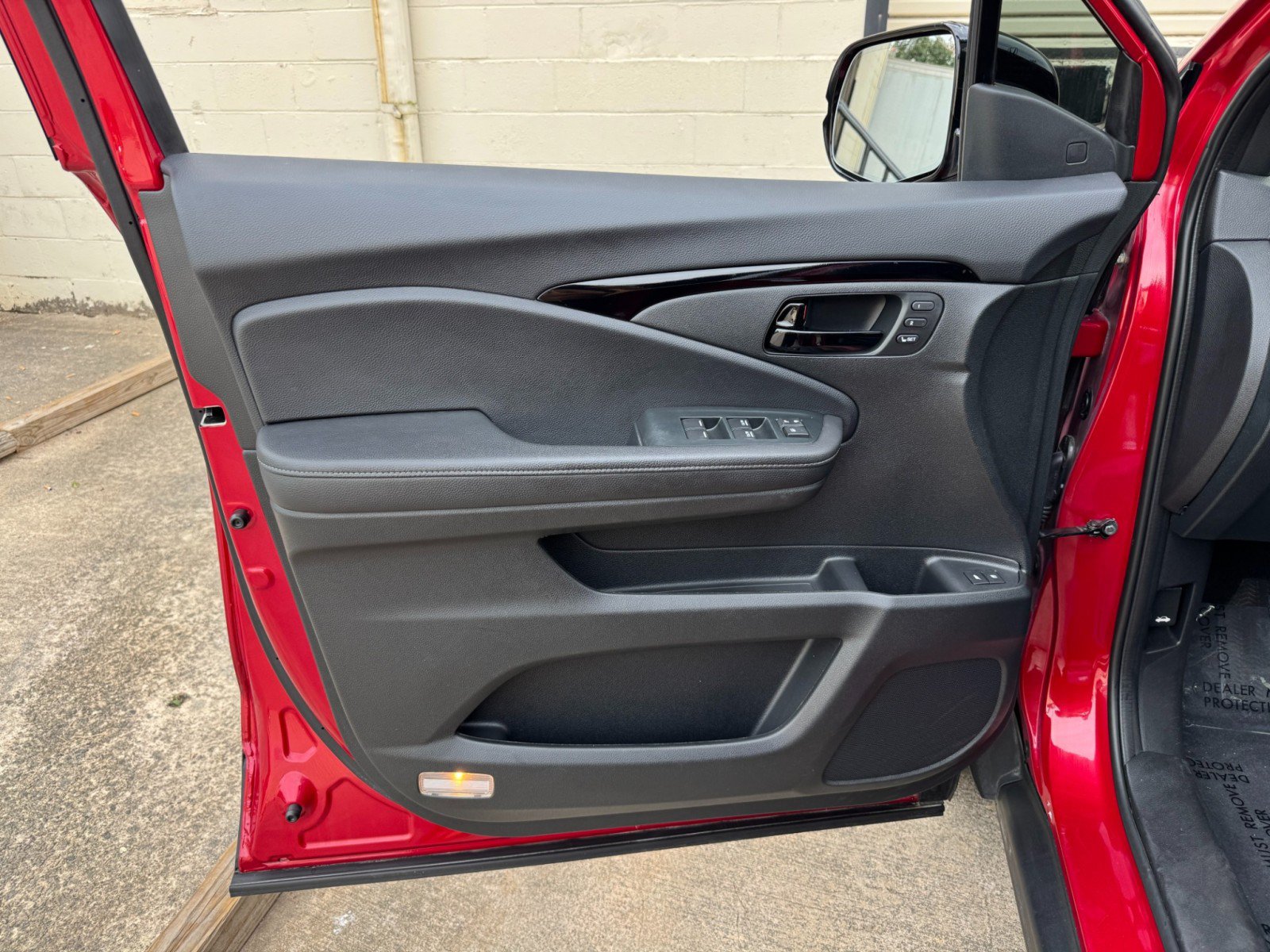Used 2023 Honda Passport Elite image 43