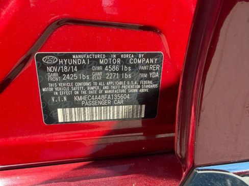 Used 2015 Hyundai Sonata Limited w/ Option Group 02 FWD image 24