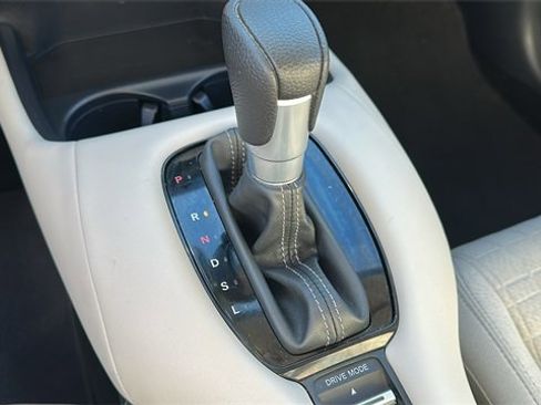 Used 2023 Honda HR-V LX image 17