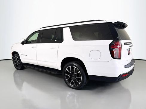 Used 2021 Chevrolet Suburban RST w/ Luxury Package image 7