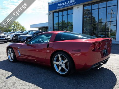 Used 2005 Chevrolet Corvette Coupe w/ Preferred Equipment Group RWD image 13