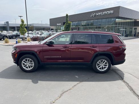 Used 2024 Jeep Grand Cherokee L Laredo w/ Luxury Tech Group I AWD/4WD image 12