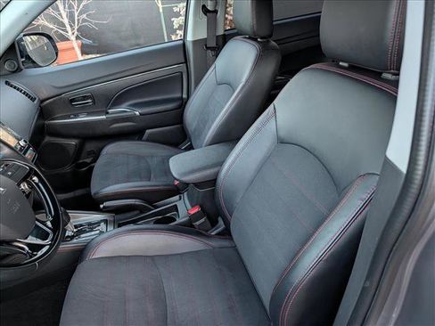 Used 2024 Mitsubishi Outlander Sport SE image 25