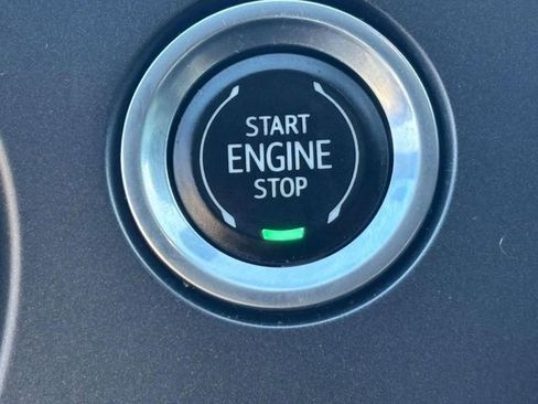 Used 2020 Chevrolet Blazer LT image 19