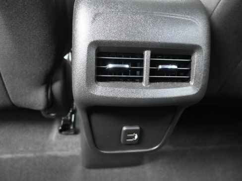 Used 2023 Chevrolet Equinox LS w/ LS Convenience Package AWD/4WD image 27