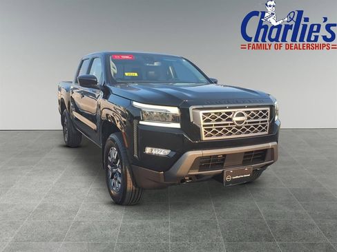 Certified 2024 Nissan Frontier SL image 3