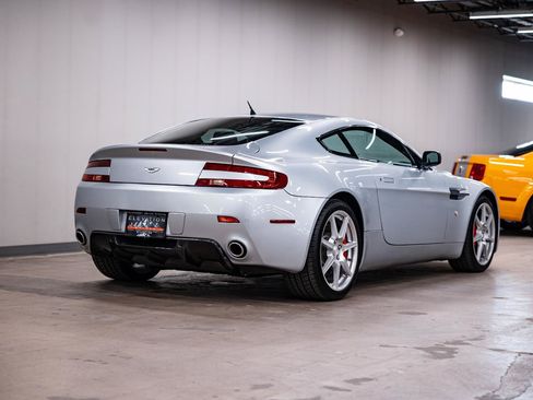 Used 2007 Aston Martin V8 Vantage Coupe RWD image 39
