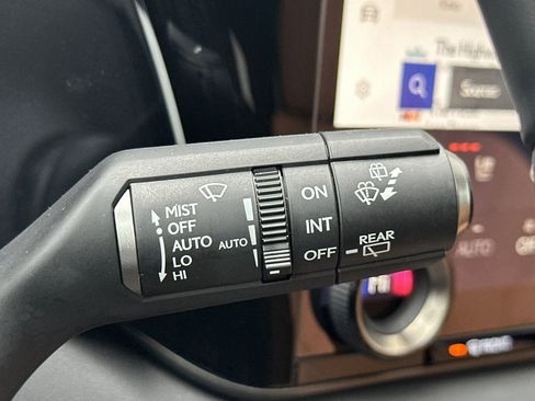 Used 2025 Lexus RX 350 Premium w/ Convenience Package image 31