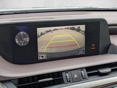Used 2019 Lexus ES 350 image 12