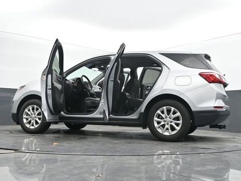 Used 2018 Chevrolet Equinox LS FWD image 67