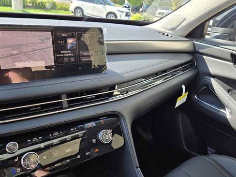 New 2026 INFINITI QX60 Luxe w/ Cargo Package image 32