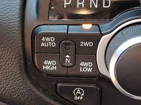 Used 2022 RAM 1500 Big Horn AWD/4WD image 24