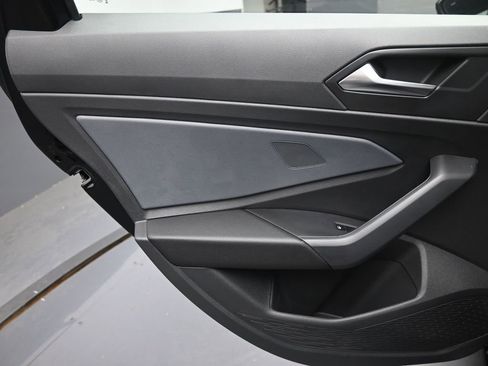 New 2026 Volkswagen Jetta SE FWD image 22