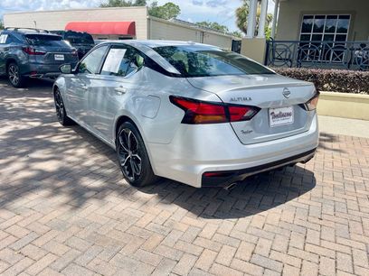 Used 2023 Nissan Altima 2.5 SR