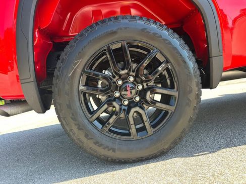 New 2026 GMC Sierra 1500 Elevation w/ Elevation Select Package AWD/4WD image 18